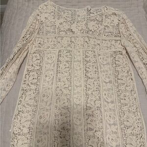 Xhilaration Cream Lace Top